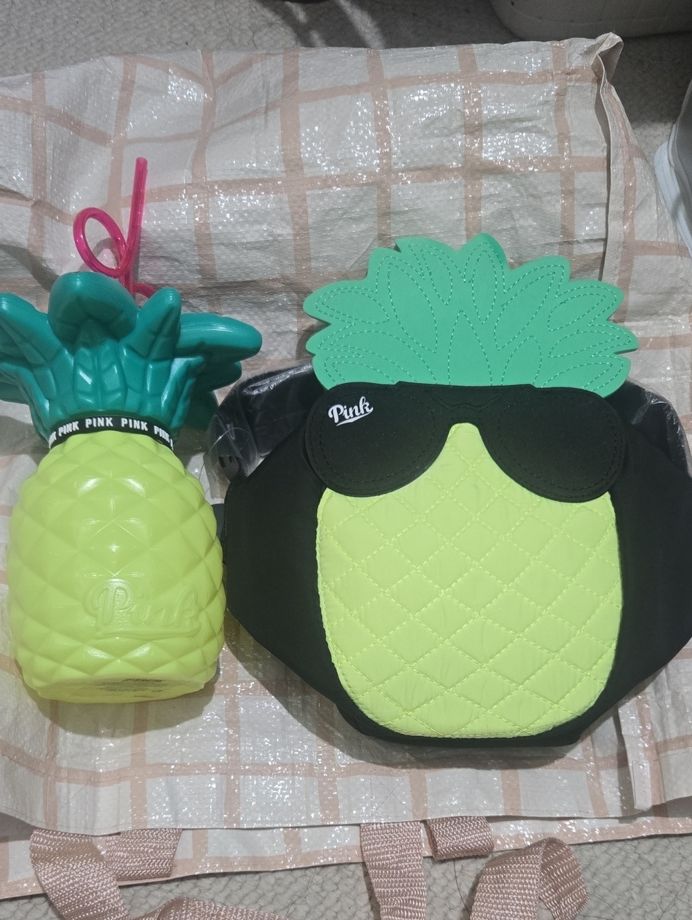 PINK Victoria's Secret Pineapple Crossbody Cooler Bag & 27 oz Bottle With Straw